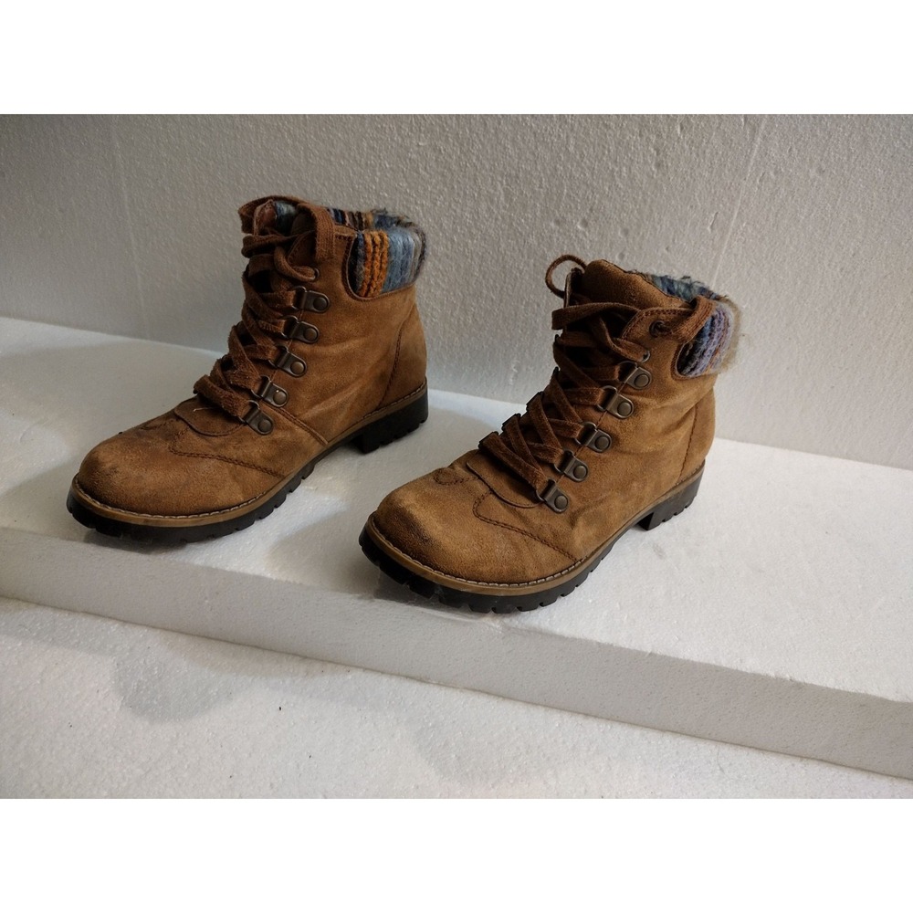 Joe Boxer Boots Womens 6 Suede Lace Up Ankle Lug Sole Knit Cuff
